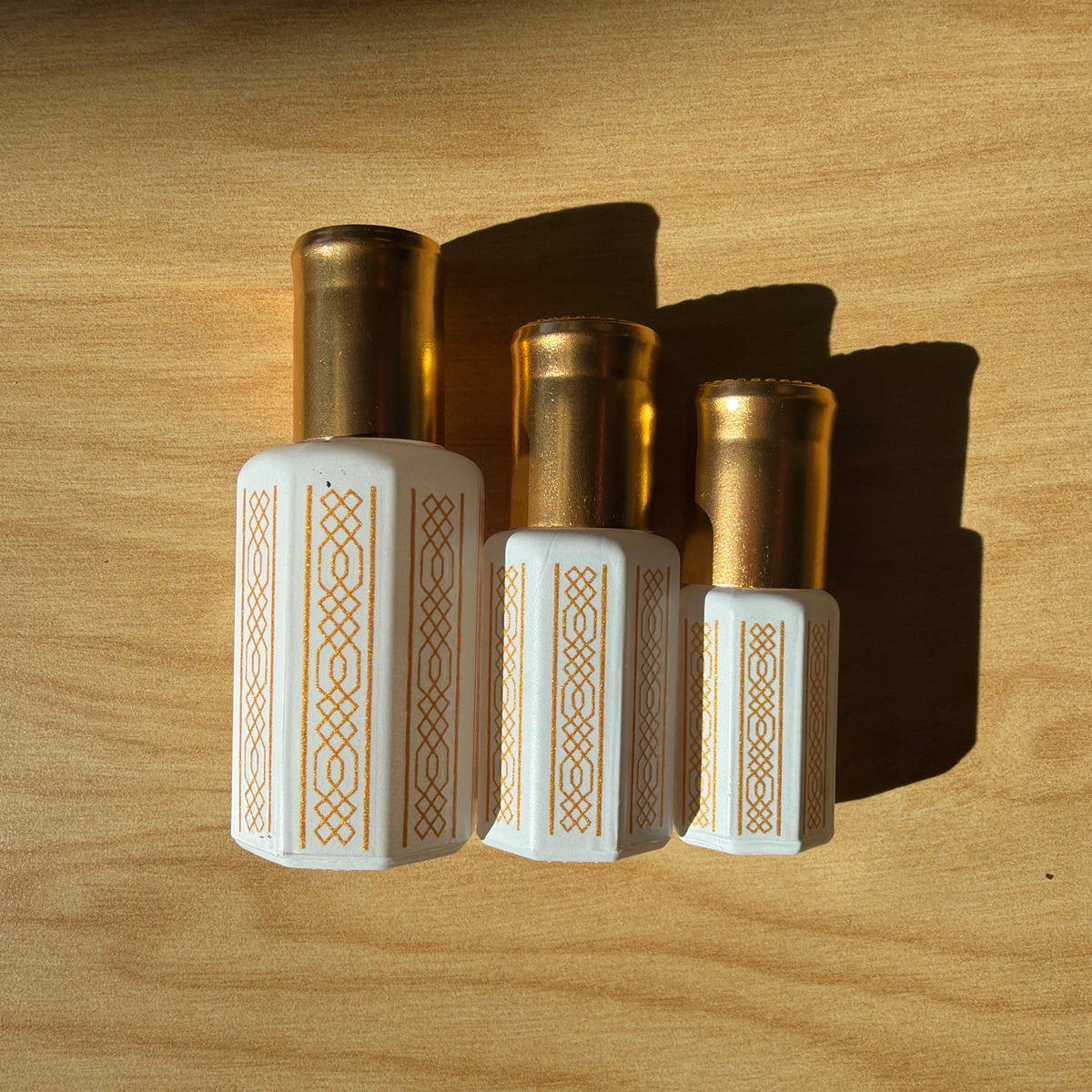 3ml 6ml & 12ml Hot Stamping Attar Bottle Oud Oil Perfume Bottle With Gold Cap