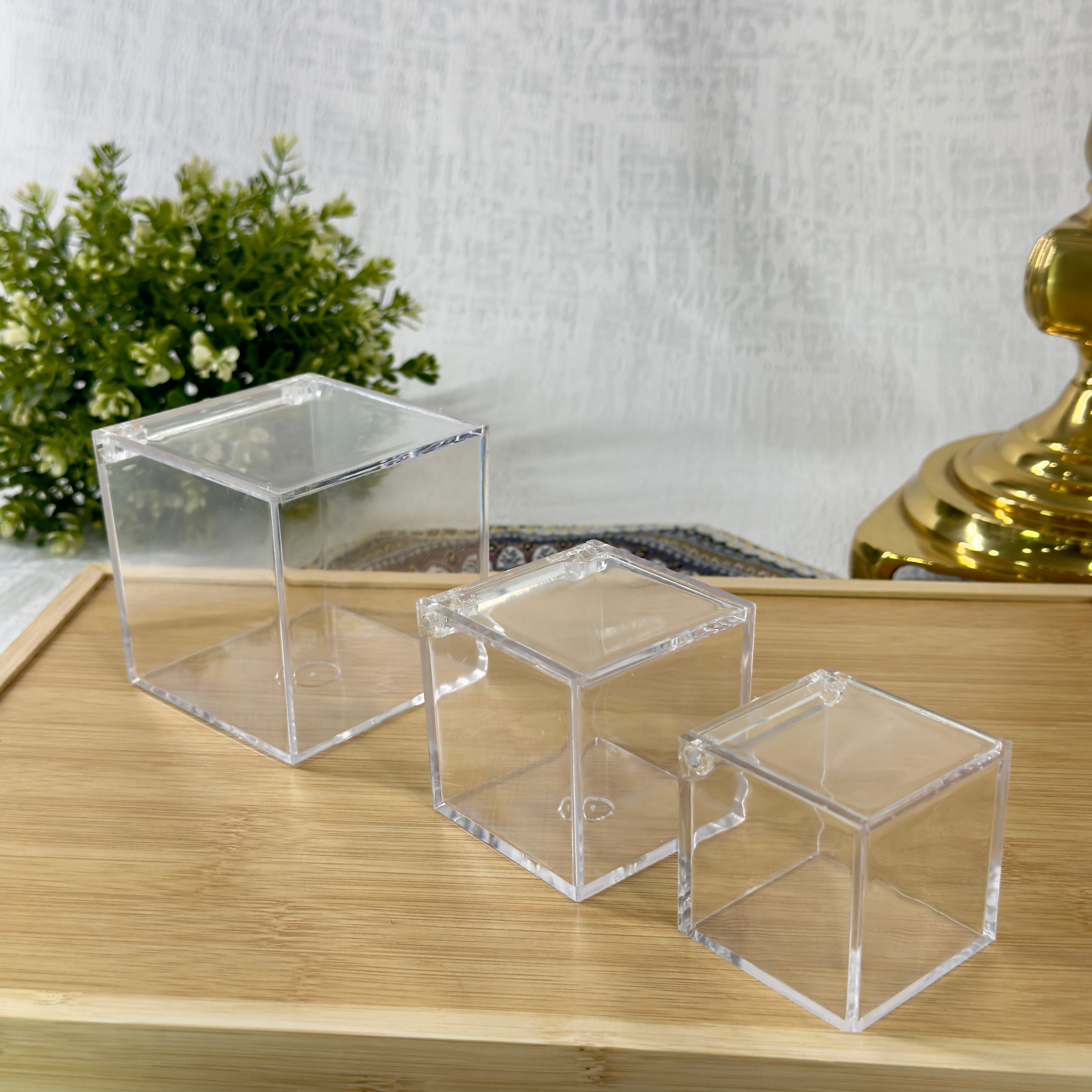 Luxury Acrylic Box with Lid