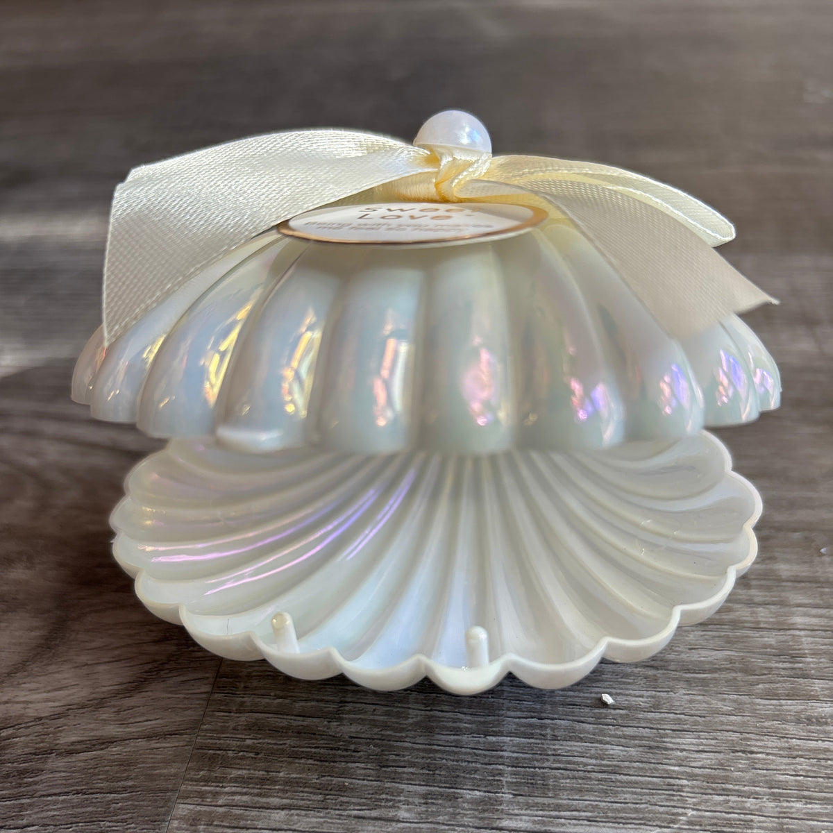 White Shell Wedding Favors Party Favour F90253