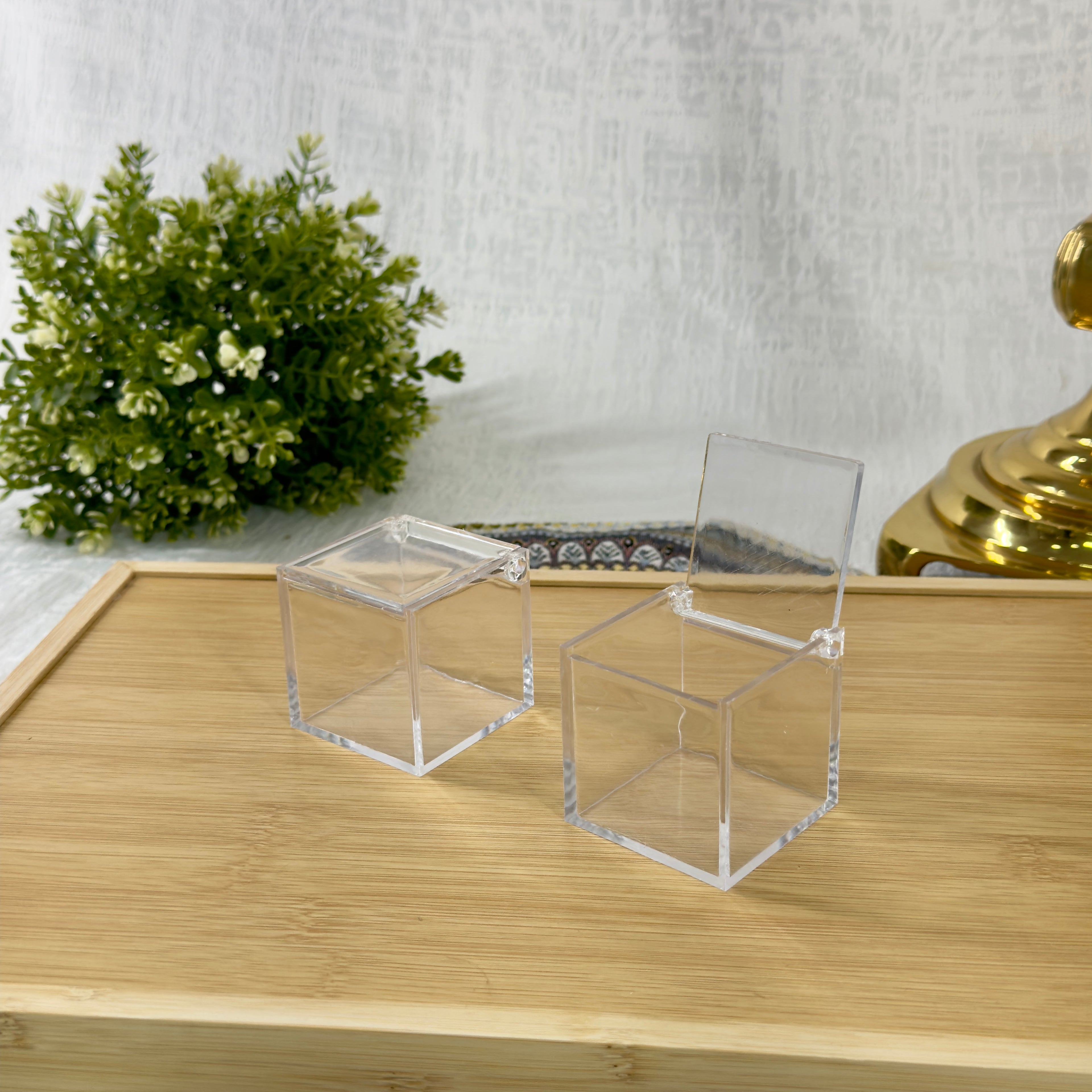 Luxury Acrylic Box with Lid