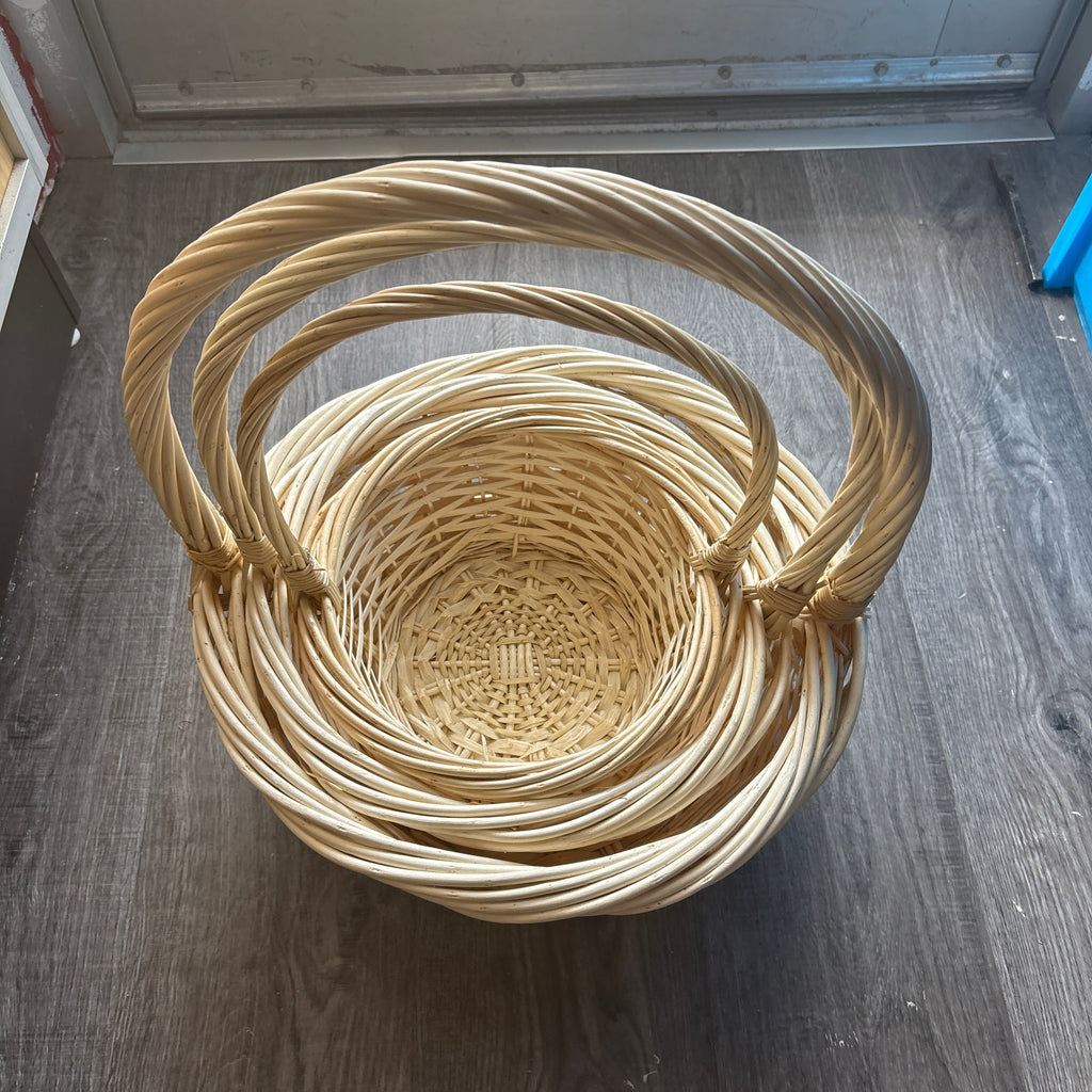 Basket with Handle A10065