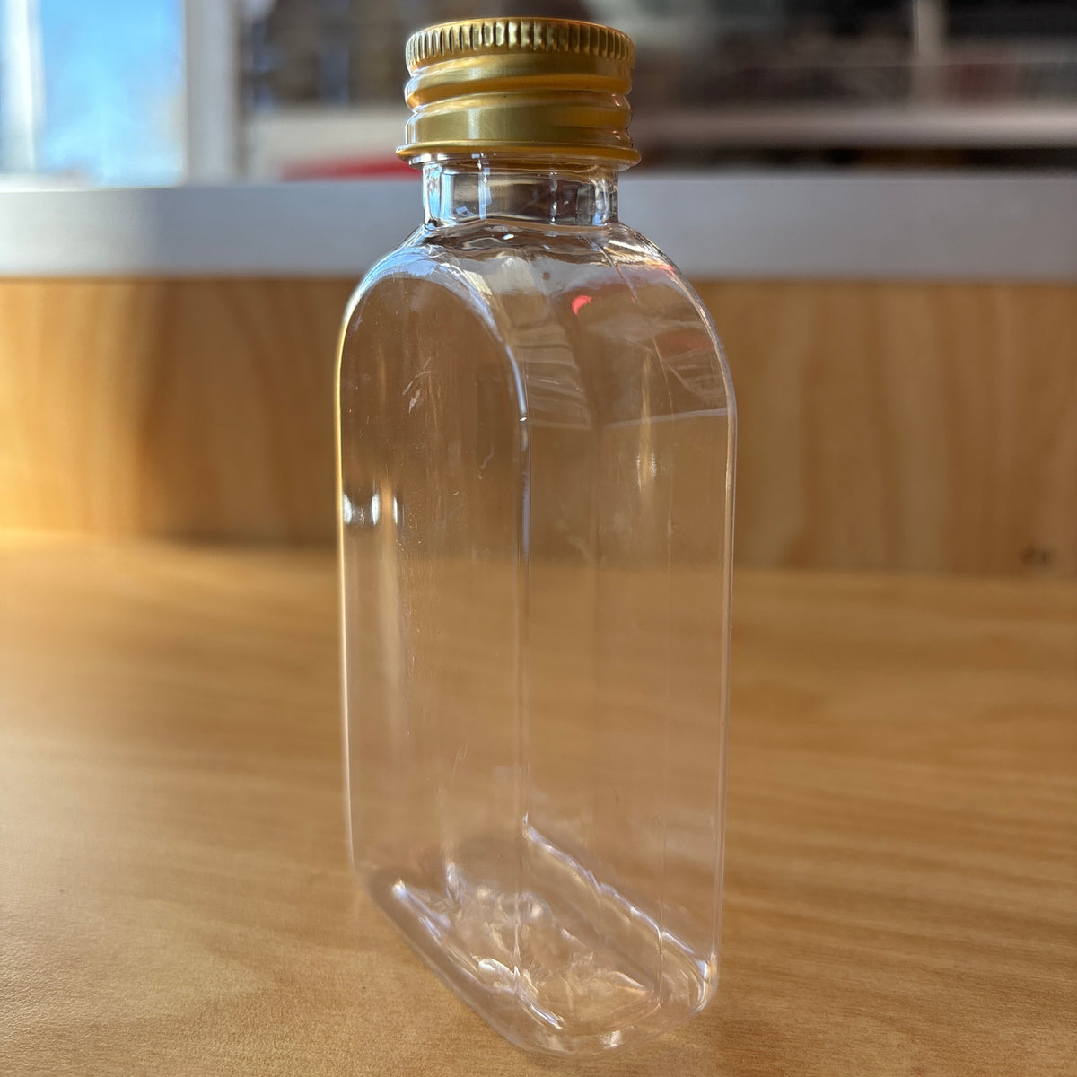Flat 100ml Plastic Bottle Zamzam Water Bottle with Gold Cap for Party ...