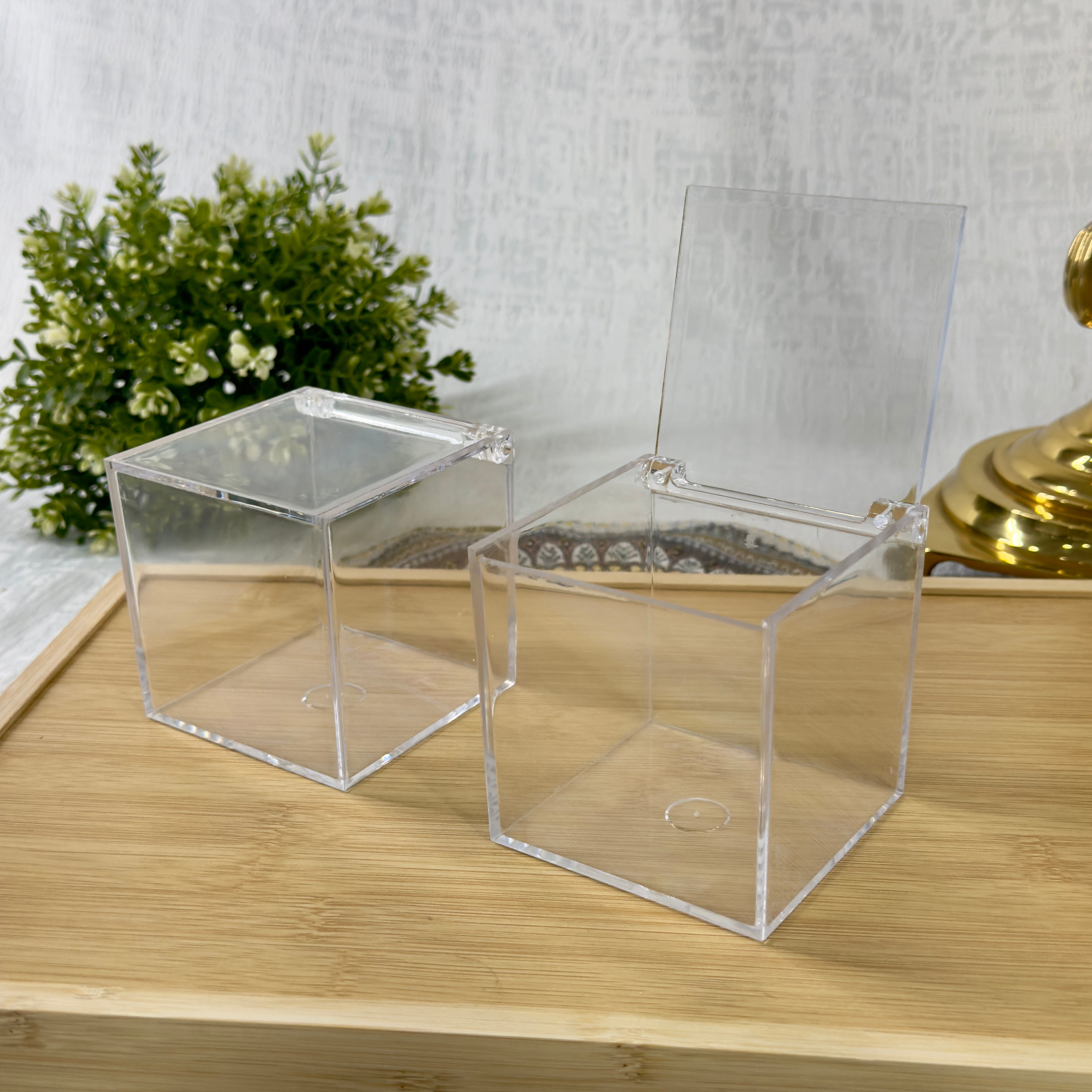 Luxury Acrylic Box with Lid