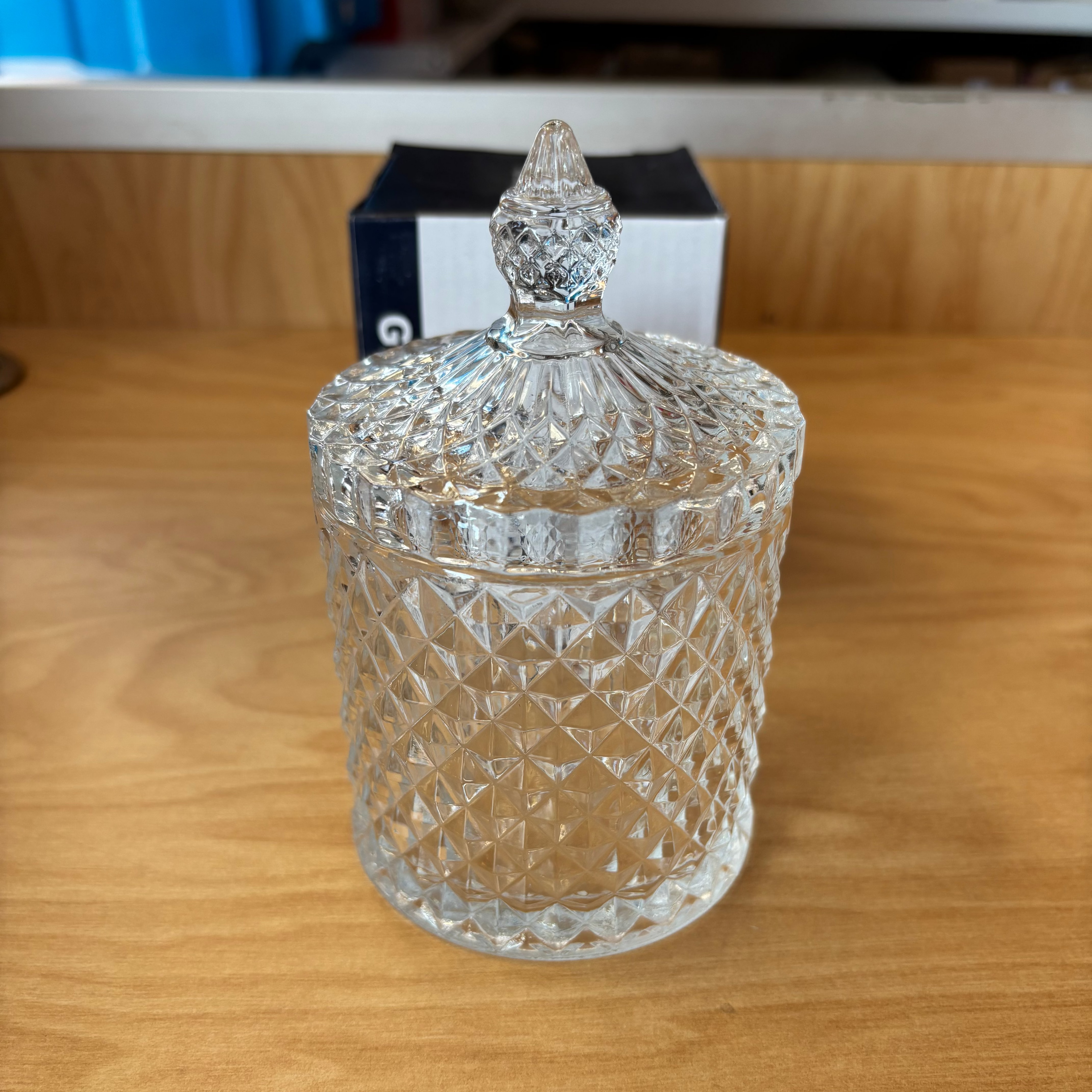 Glass Candy Jar  Wedding Favors Party Favors  F90194